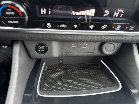 Certified 2025 Nissan Rogue SL image 20