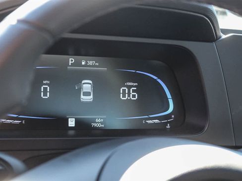 Certified 2025 Hyundai Elantra Sport w/ Cargo Package image 29