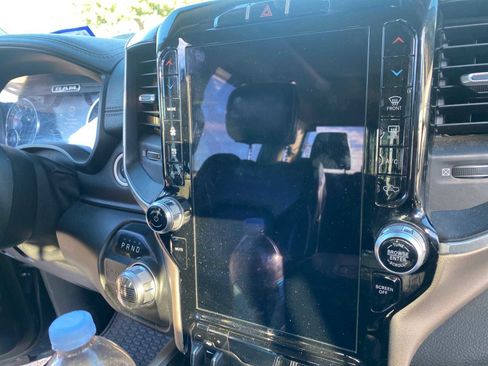 Used 2020 RAM 1500 Laramie image 5