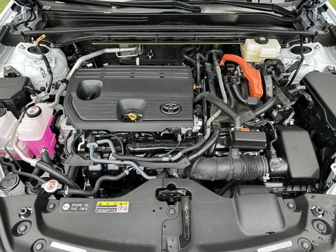 Used 2025 Toyota Crown Signia w/ Advanced Technology Package AWD/4WD image 15