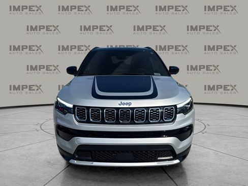Used 2025 Jeep Compass Limited w/ Elite Group AWD/4WD image 8
