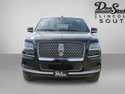 Certified 2023 Lincoln Navigator Reserve image 2