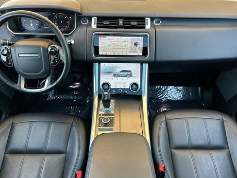 Used 2018 Land Rover Range Rover Sport SE image 16