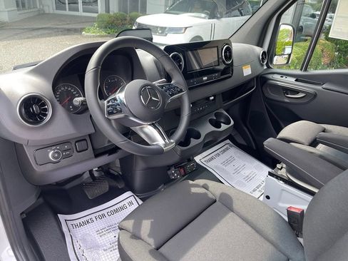New 2026 Mercedes-Benz Sprinter 2500 image 8