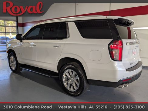 Used 2024 Chevrolet Tahoe Premier image 2