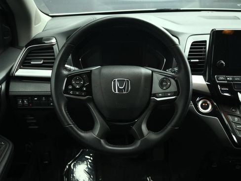 Used 2021 Honda Odyssey Touring image 12