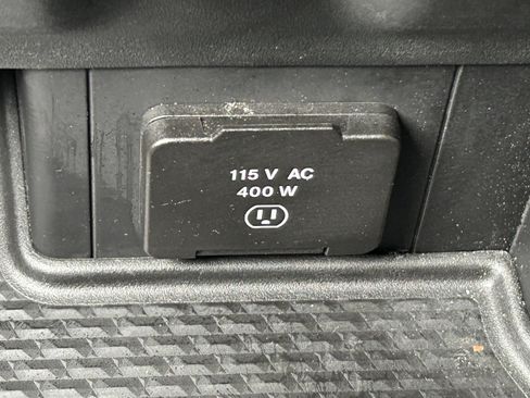 Certified 2025 RAM 1500 Big Horn AWD/4WD image 30