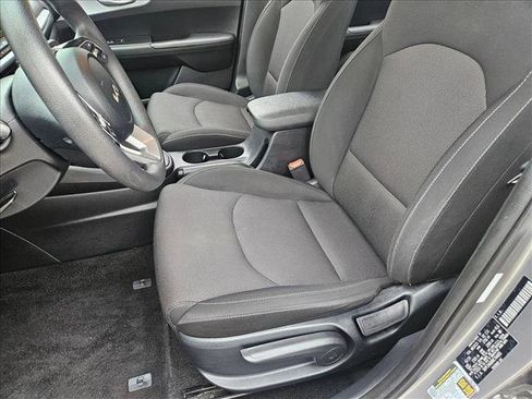 Used 2024 Kia Forte LXS image 15