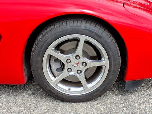 Used 2003 Chevrolet Corvette Convertible w/ Preferred Equipment Group1 RWD image 9