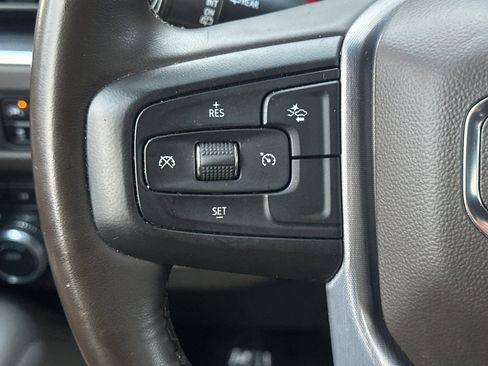 Used 2023 GMC Yukon SLT image 29