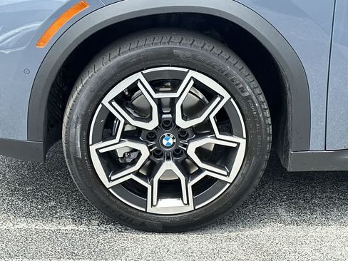 Used 2025 BMW X2 xDrive28i AWD/4WD image 11