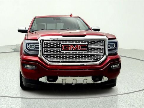 Used 2018 GMC Sierra 1500 Denali w/ Denali Ultimate Package AWD/4WD image 2