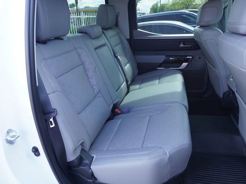 Used 2024 Toyota Tundra Limited AWD/4WD image 7