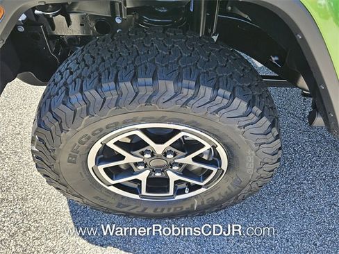 New 2025 Jeep Wrangler Unlimited Rubicon image 16