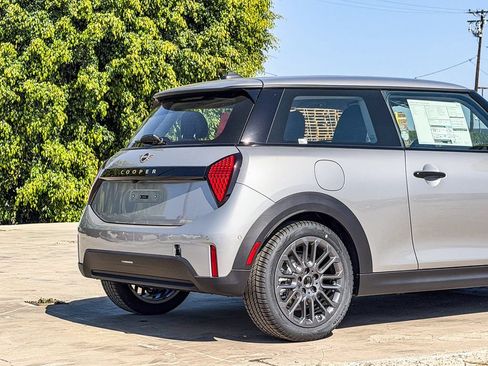 New 2026 MINI Cooper 2-Door Hardtop FWD image 11