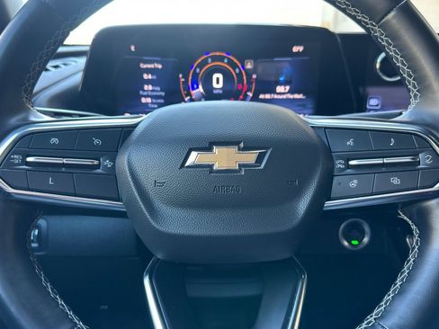 Certified 2024 Chevrolet Traverse LT image 32