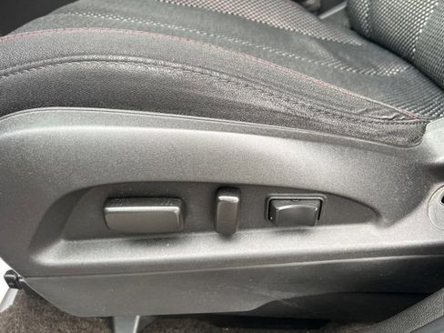 Used 2011 Chevrolet Equinox LT w/ LPO, Protection Package image 20