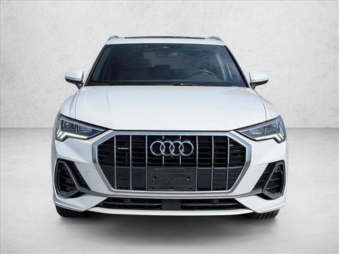 Used 2021 Audi Q3 2.0T Premium Plus w/ Premium Plus Package image 2