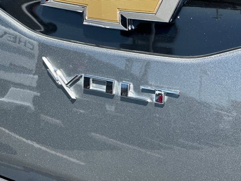 Used 2017 Chevrolet Volt Premier w/ Driver Confidence II Package FWD image 48