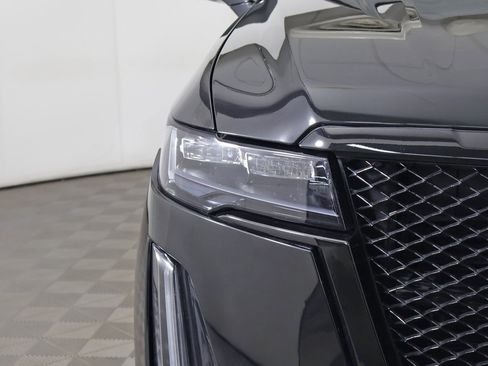 Used 2023 Cadillac Escalade ESV Sport Platinum w/ LPO, ONYX Package image 23