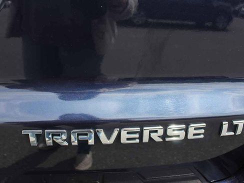 Used 2015 Chevrolet Traverse LT w/ Style and Technology Package AWD/4WD image 7