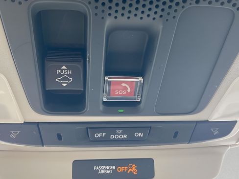 Used 2024 Honda Accord EX image 27