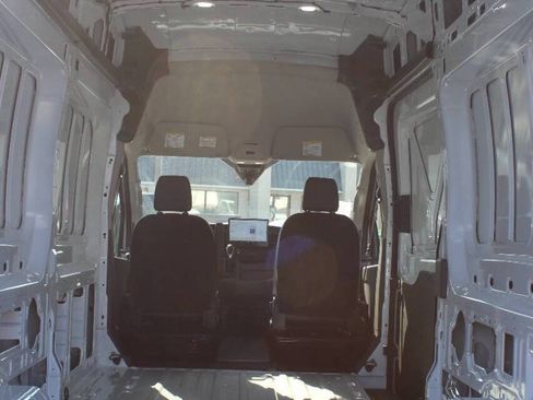 Used 2026 Ford Transit 250 148 High Roof RWD image 18
