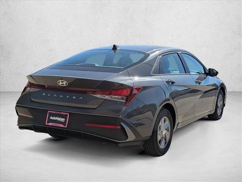 New 2026 Hyundai Elantra SE w/ Cargo Package image 2