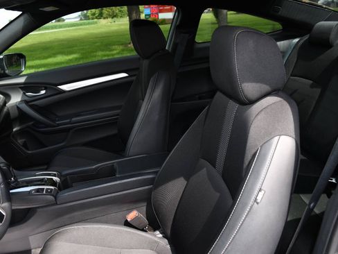 Used 2020 Honda Civic Sport image 12
