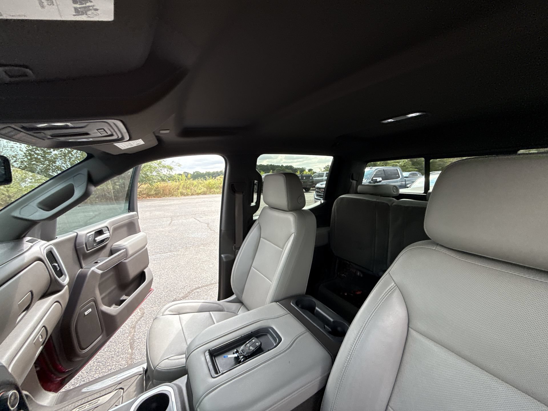 Certified 2019 Chevrolet Silverado 1500 LTZ AWD/4WD image 10