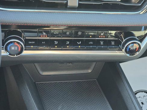 New 2026 Chevrolet Equinox RS image 16