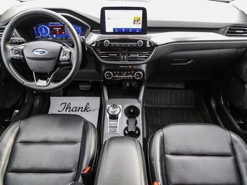 Used 2021 Ford Escape Titanium image 13