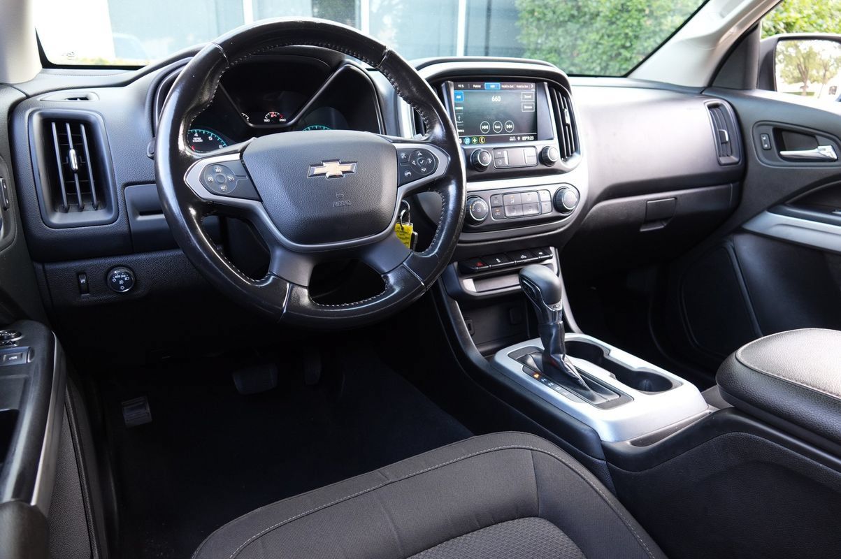Used 2022 Chevrolet Colorado LT w/ LT Convenience Package RWD image 5