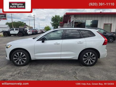Used 2023 Volvo XC60 B5 Plus AWD/4WD image 7