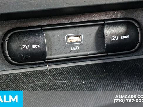 Used 2025 Kia Soul LX w/ LX Technology Package FWD image 42