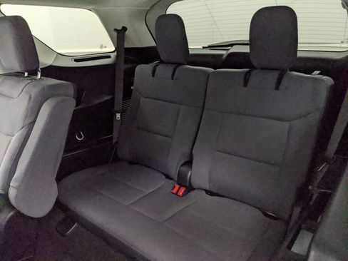 Certified 2025 Ford Explorer Active RWD image 18