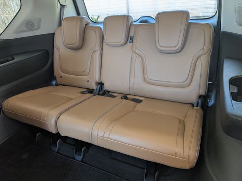 Used 2025 INFINITI QX80 Luxe AWD/4WD image 19