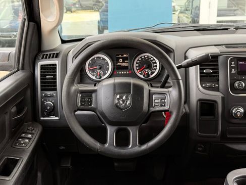 Used 2013 RAM 1500 Express RWD image 32