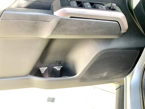 Used 2023 Toyota Tacoma SR5 RWD image 12
