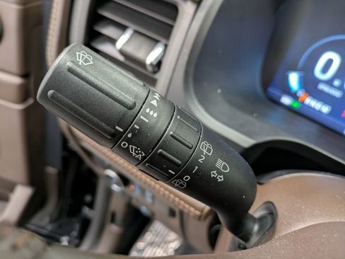 Used 2024 Ford Expedition King Ranch image 18