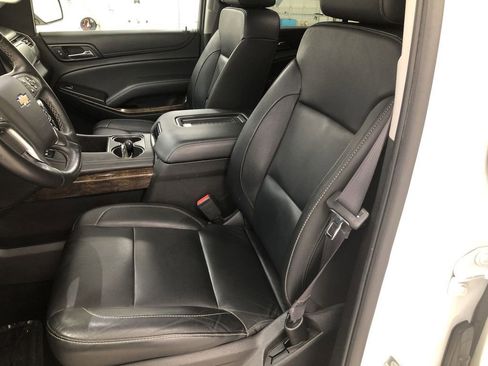 Used 2016 Chevrolet Tahoe LT w/ Luxury Package AWD/4WD image 11