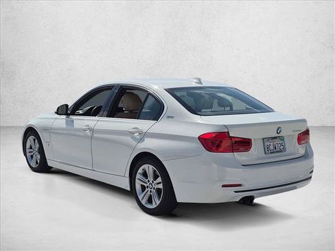 Used 2018 BMW 330e RWD image 7