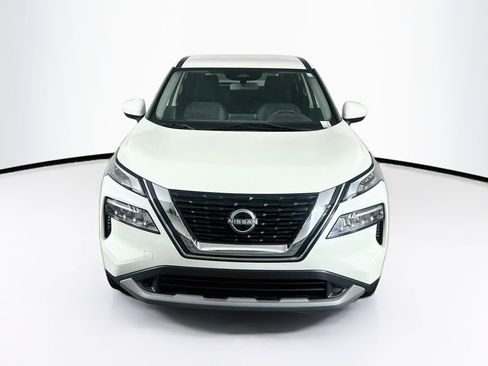 Used 2023 Nissan Rogue SV AWD/4WD image 2