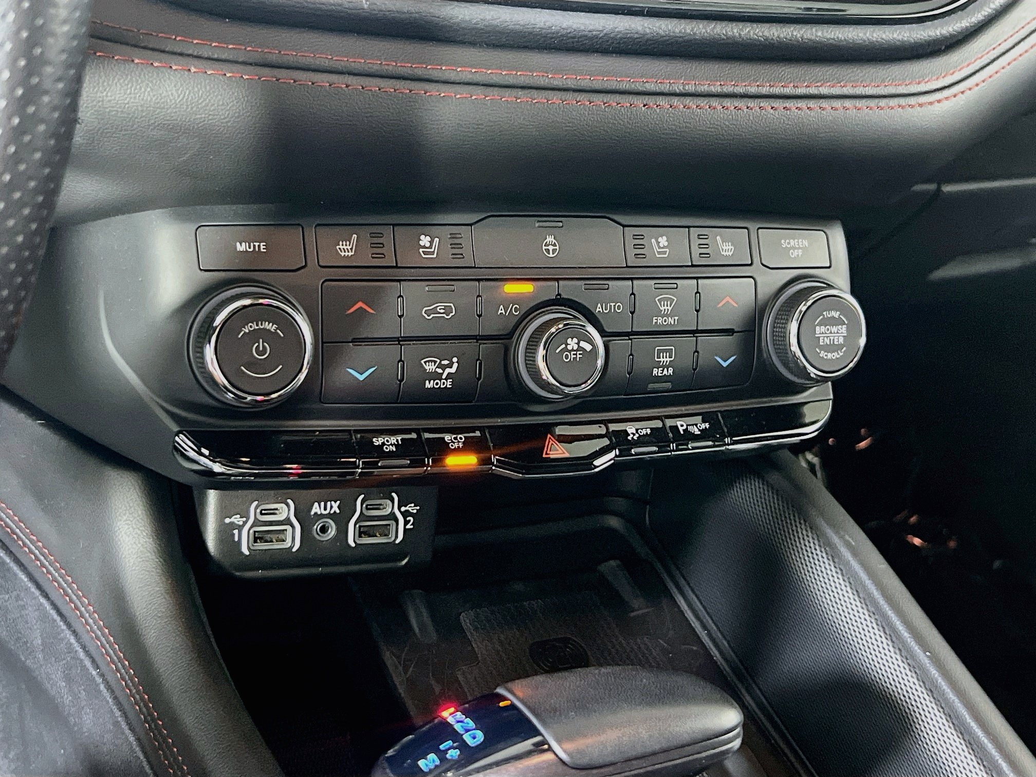 Used 2023 Dodge Durango R/T AWD/4WD image 15