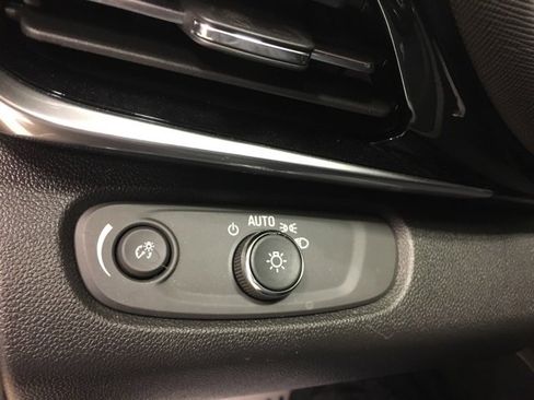 Used 2024 Buick Envista Avenir image 34