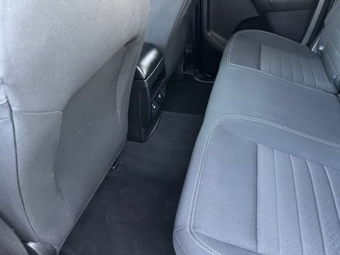 Used 2019 Ford Ranger XLT w/ Equipment Group 302A Luxury AWD/4WD image 18
