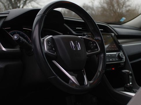 Used 2019 Honda Civic EX image 14