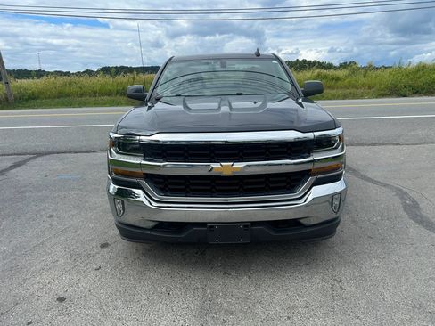 Used 2019 Chevrolet Silverado 1500 LT w/ All Star Edition AWD/4WD image 4