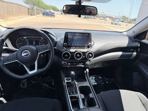 Used 2025 Nissan Sentra SV w/ All-Weather Package FWD image 17