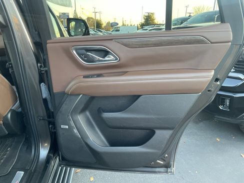 Used 2021 Chevrolet Tahoe High Country w/ Premium Package image 58